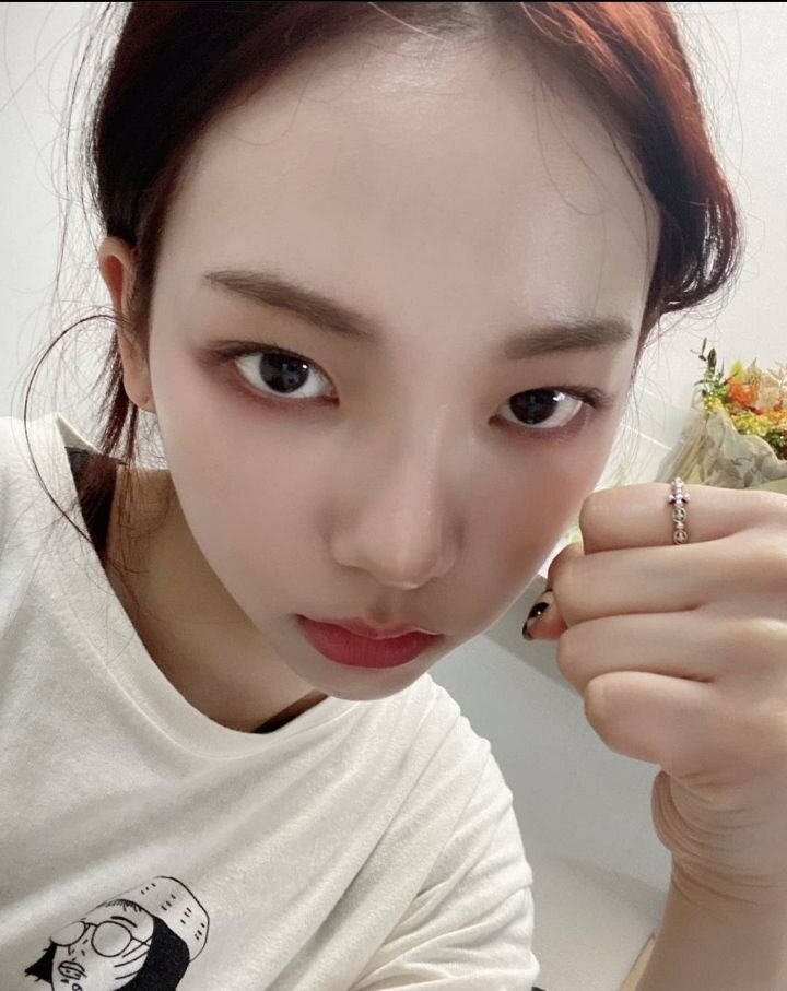 에스파 카리나  셀카 모음